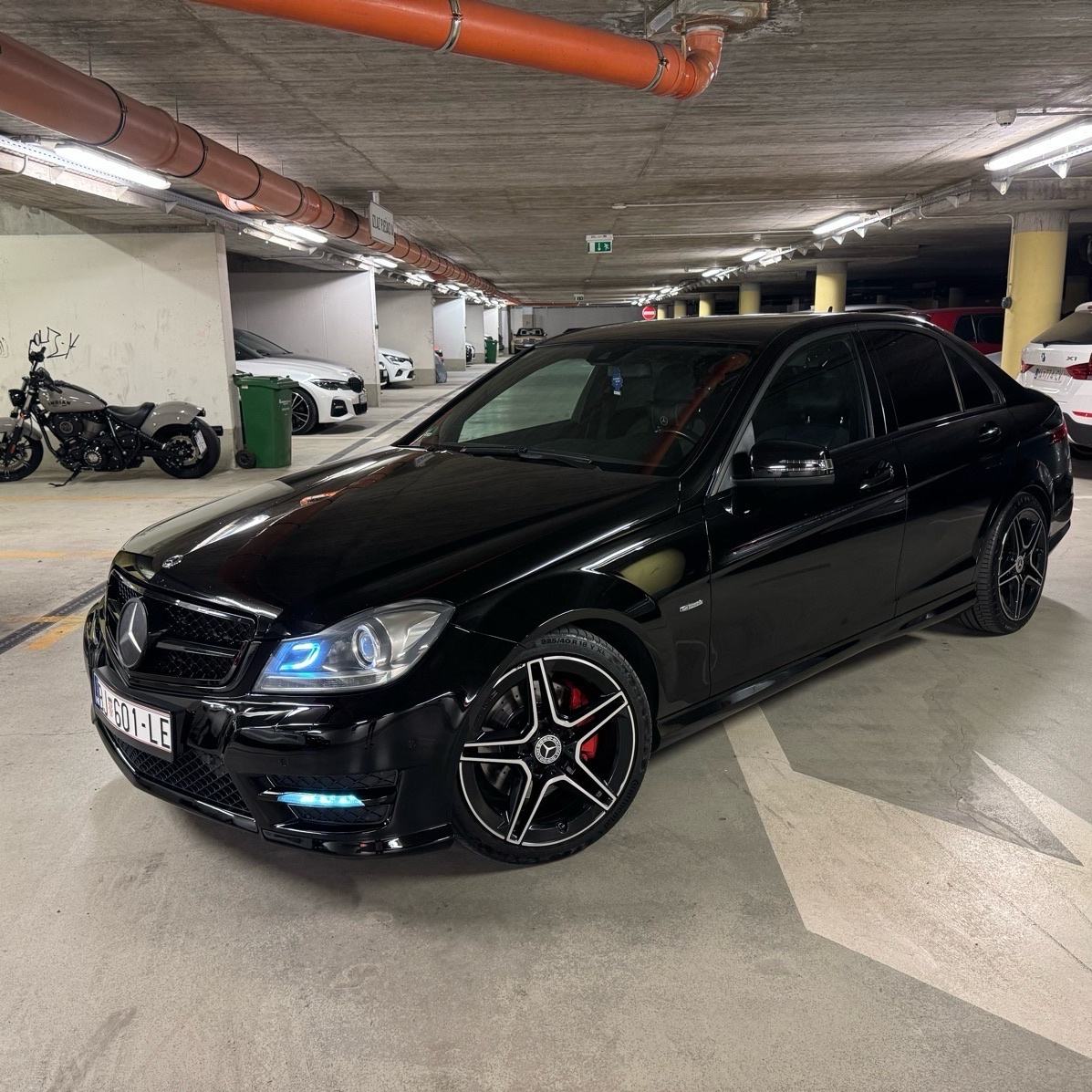 Mercedes-Benz C-klasa 300CDI V6 4MATIC AMG, fotografija 2