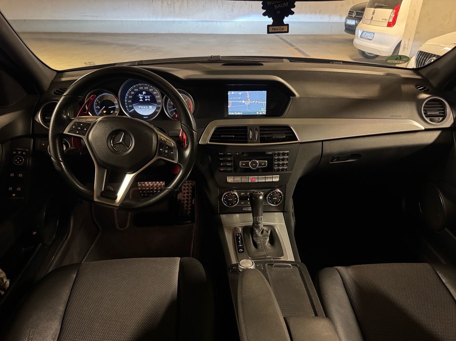 Mercedes-Benz C-klasa 300CDI V6 4MATIC AMG, fotografija 17