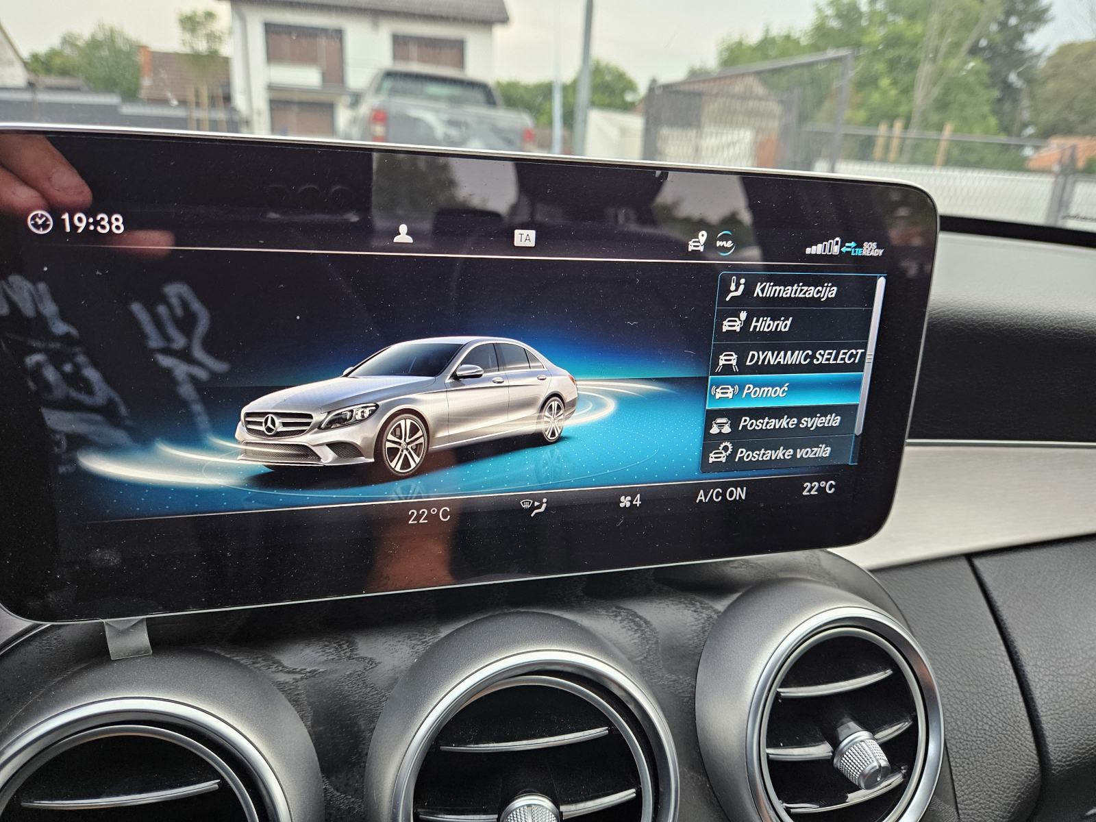 Mercedes-Benz C-klasa 300e LEASING BEZ UČEŠĆA I BEZ JAMACA, fotografija 20