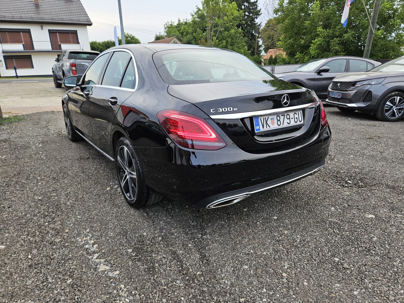 Mercedes-Benz C-klasa 300e LEASING BEZ UČEŠĆA I BEZ JAMACA, fotografija 4