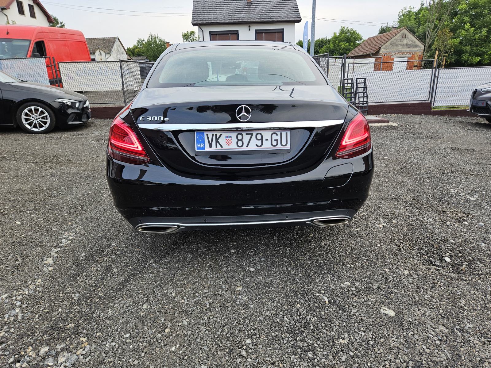 Mercedes-Benz C-klasa 300e LEASING BEZ UČEŠĆA I BEZ JAMACA, fotografija 5