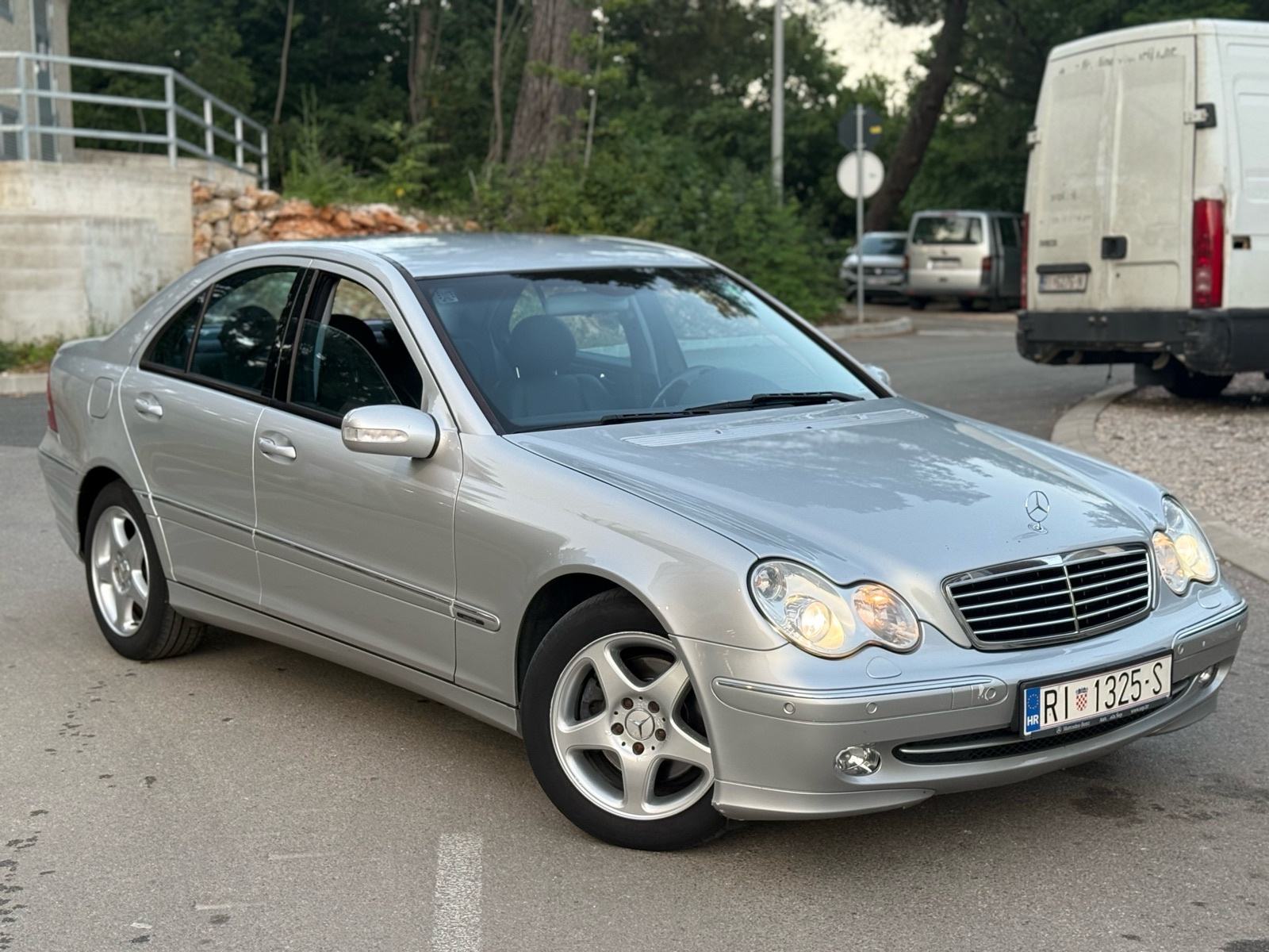 Mercedes-Benz C-klasa 320 Avantgarde Koža,Navi,Bixenon,Zamjena!!!, fotografija 2