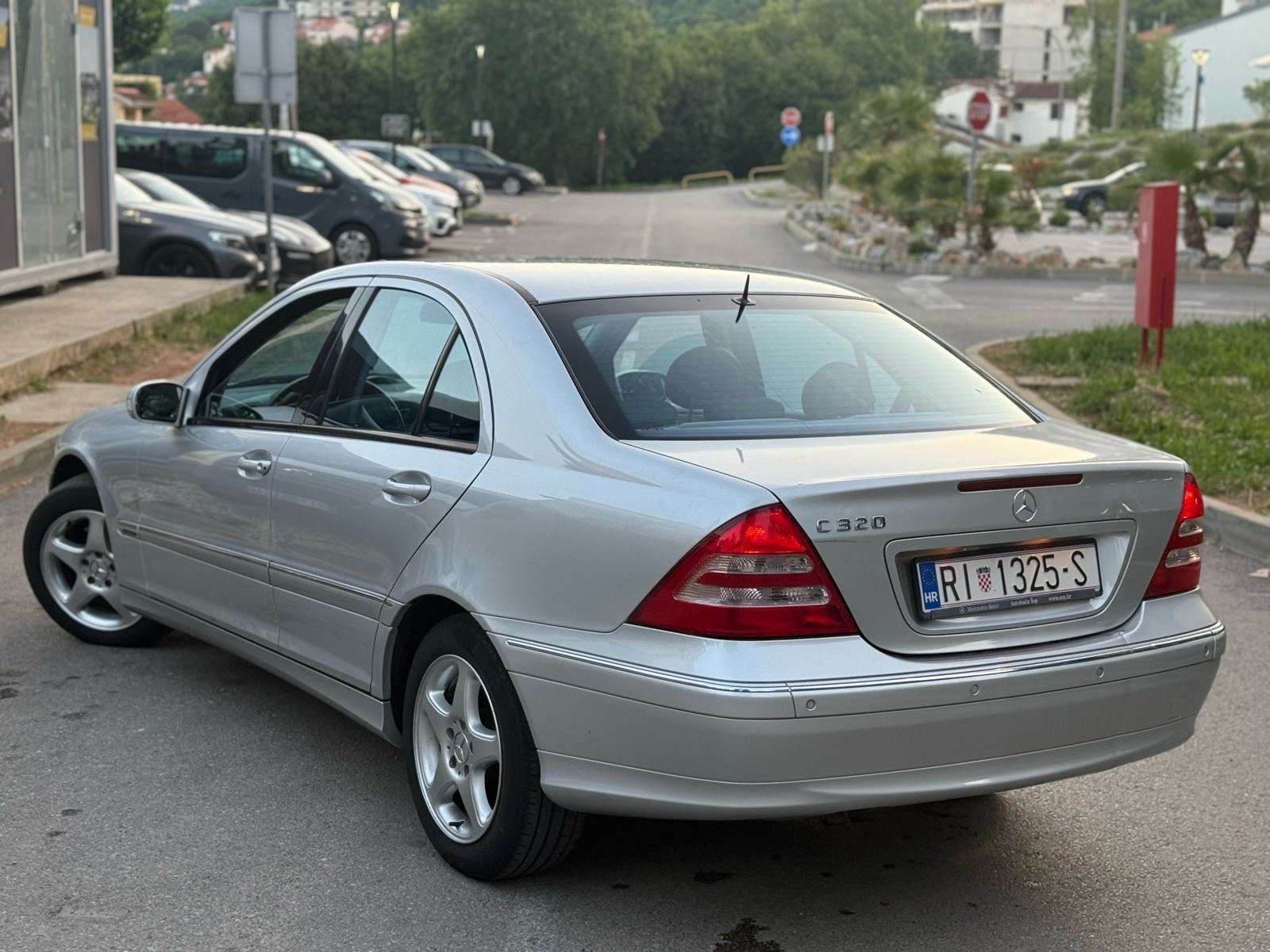 Mercedes-Benz C-klasa 320 Avantgarde Koža,Navi,Bixenon,Zamjena!!!, fotografija 3