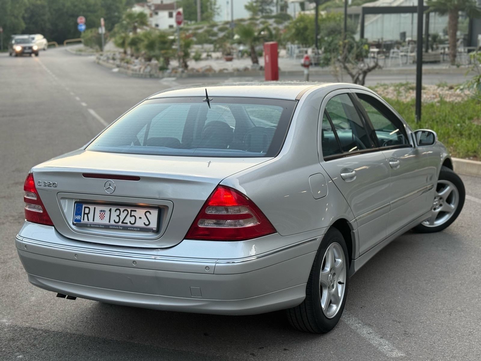 Mercedes-Benz C-klasa 320 Avantgarde Koža,Navi,Bixenon,Zamjena!!!, fotografija 5