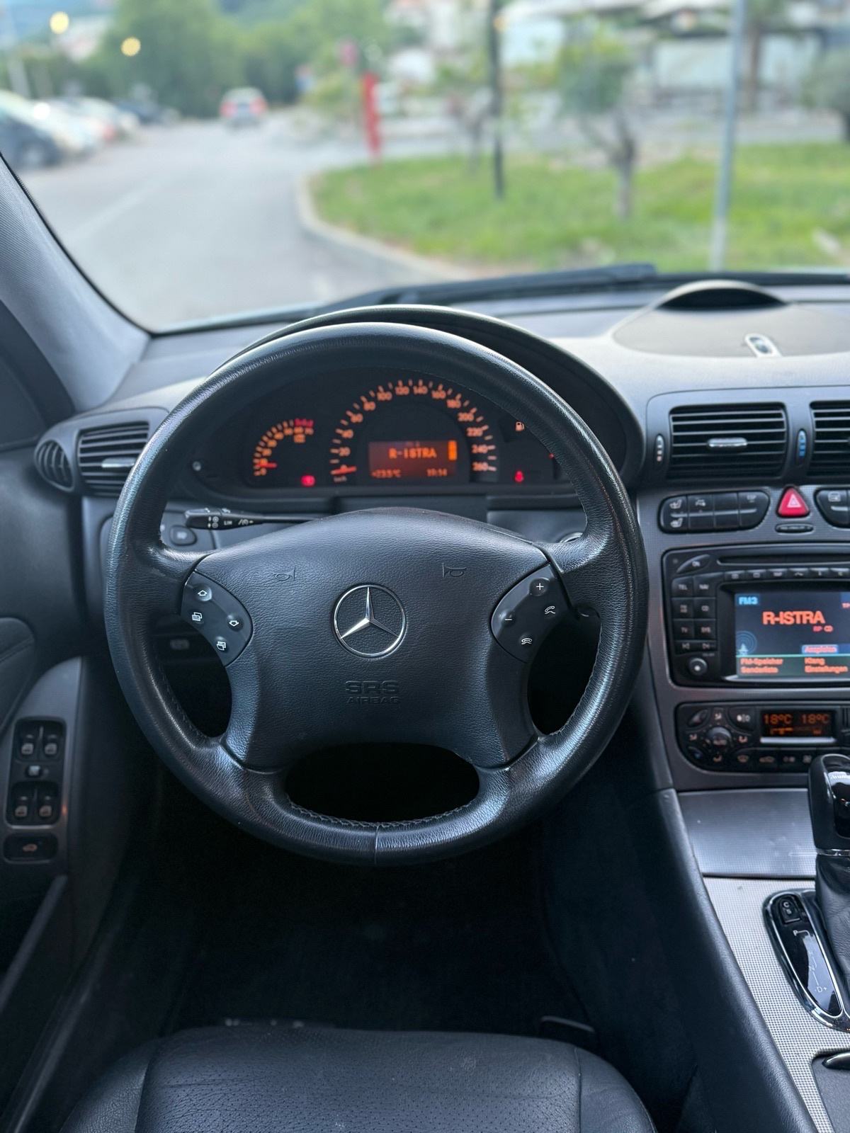 Mercedes-Benz C-klasa 320 Avantgarde Koža,Navi,Bixenon,Zamjena!!!, fotografija 6