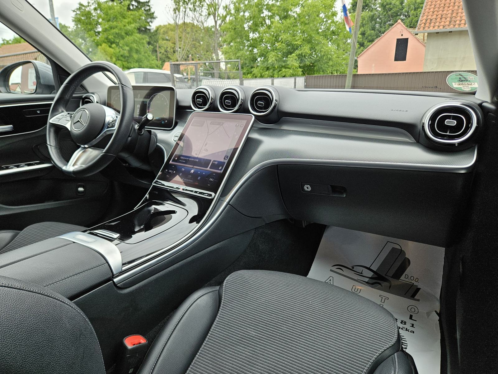 Mercedes-Benz C-klasa BENZIN, LEASING BEZ UČEŠĆA I BEZ JAMACA, fotografija 13