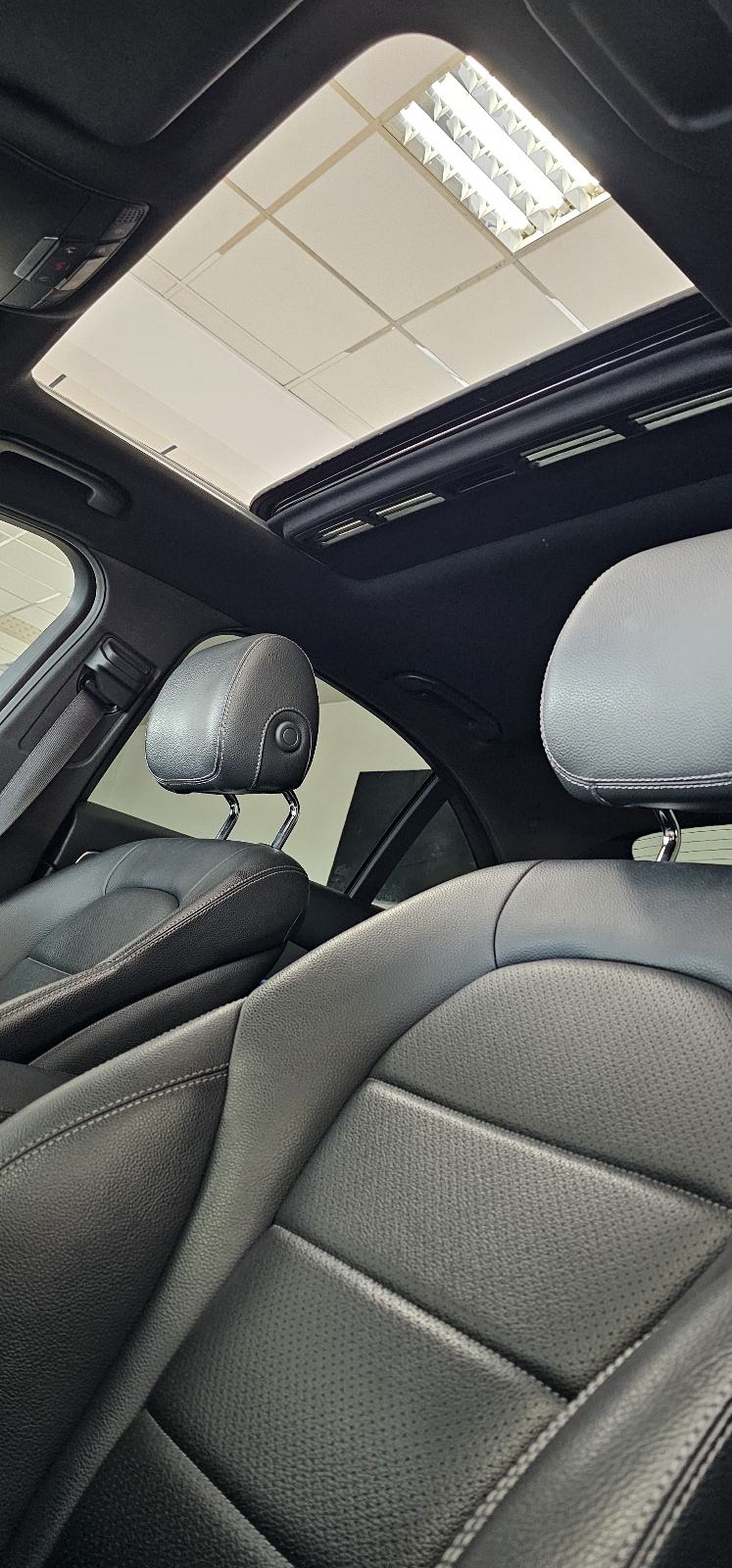 Mercedes-Benz C-klasa 250 AMG PREMIUM PLUS, fotografija 14