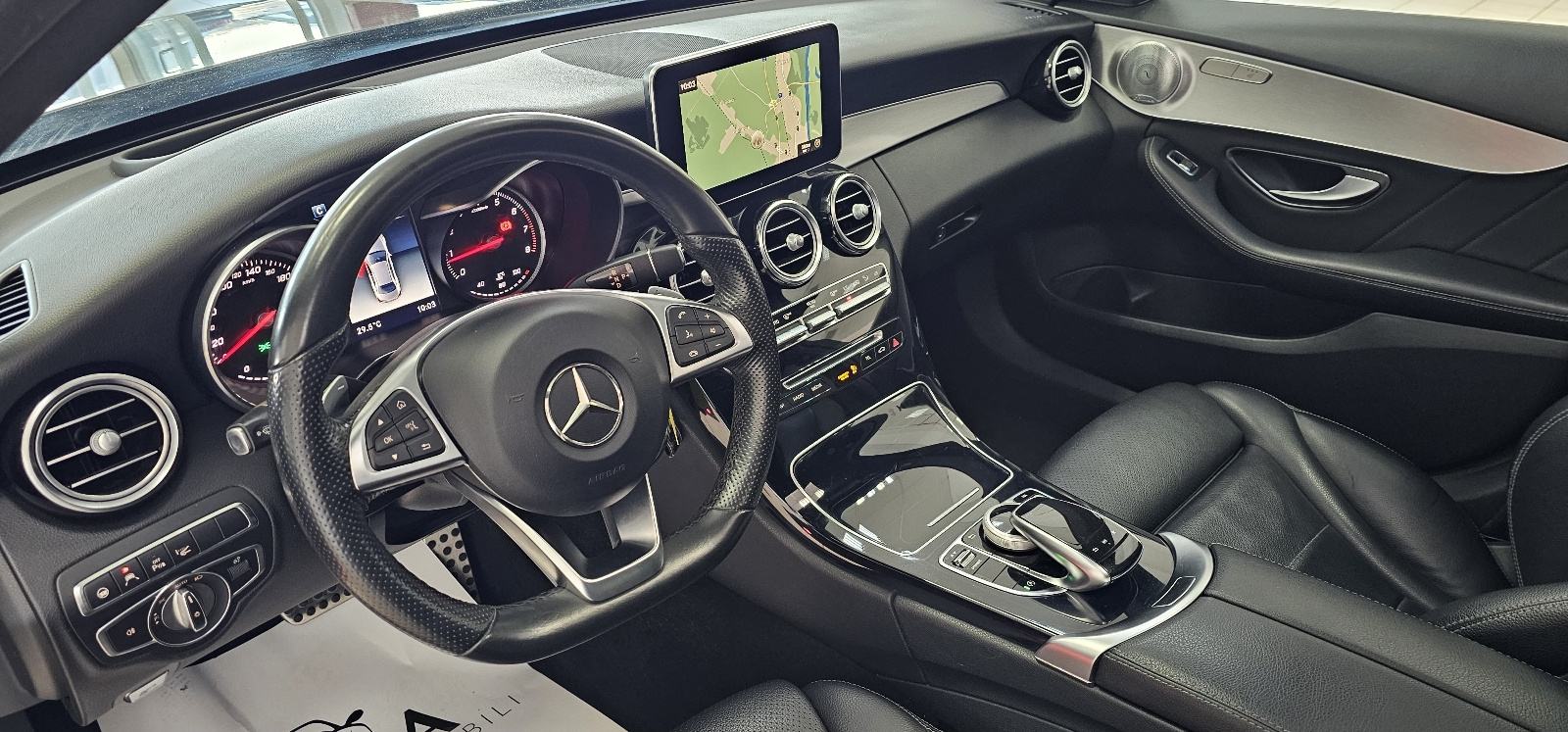 Mercedes-Benz C-klasa 250 AMG PREMIUM PLUS, fotografija 11