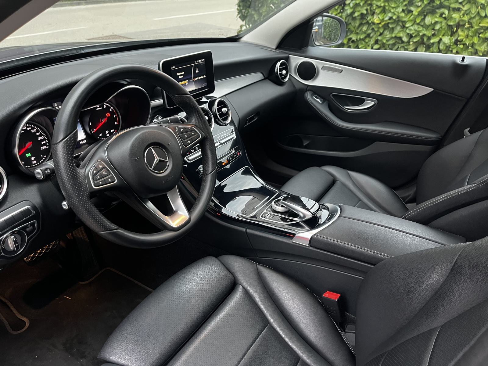 Mercedes-Benz C-klasa 250 benzin Avantgarde 9-G Tronic, fotografija 6