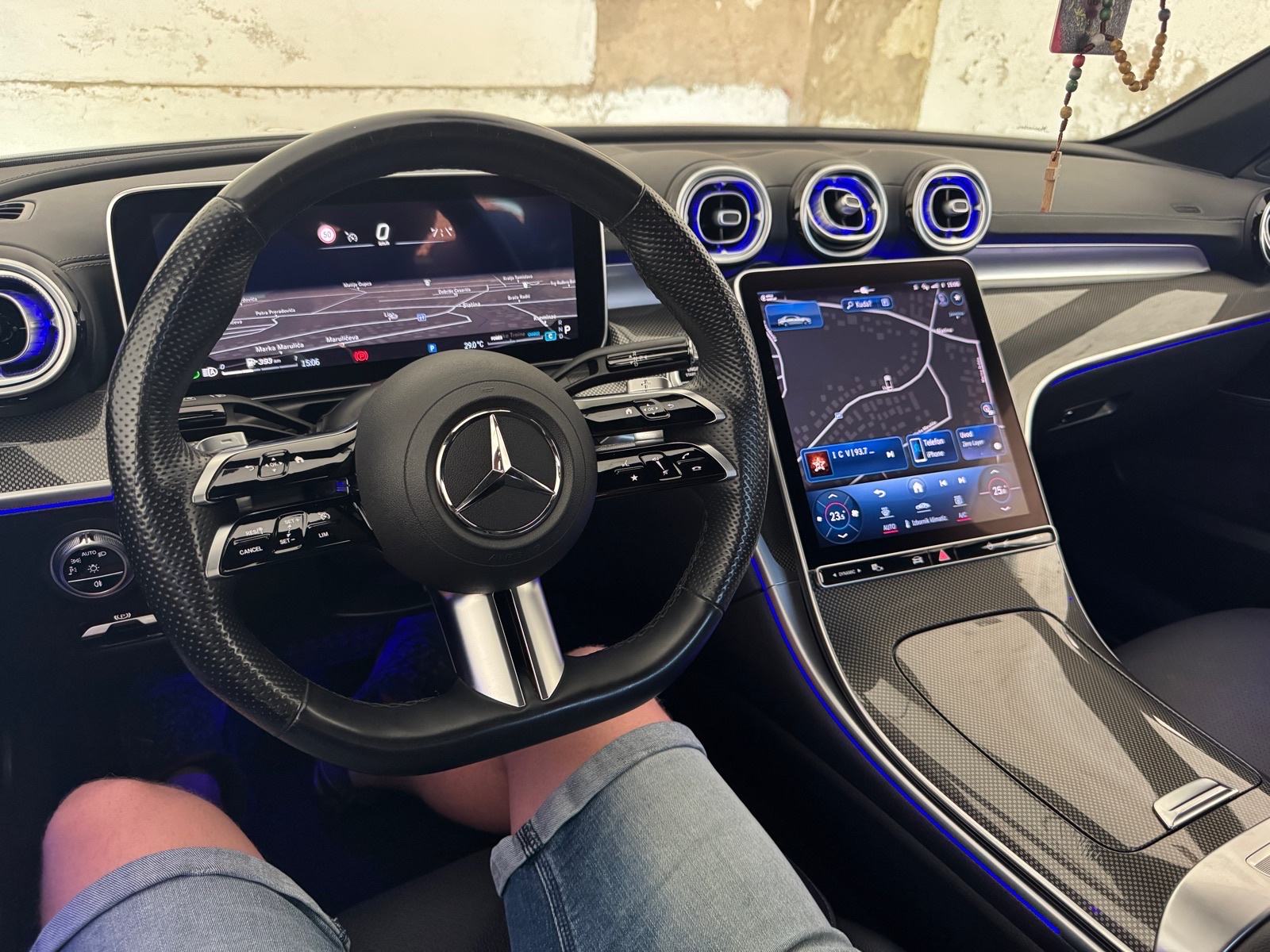 Mercedes Benz- C klasa 300D Amg*Masaža*360*, fotografija 7