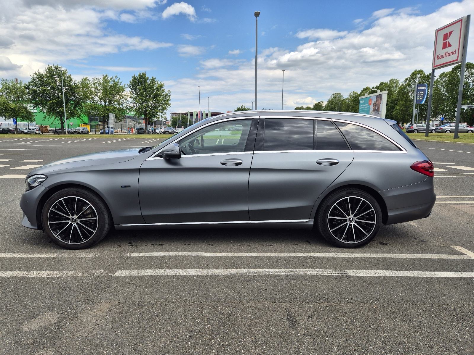 Mercedes-Benz C-klasa C 300 de avantgarde LED Burmester automatik, fotografija 3