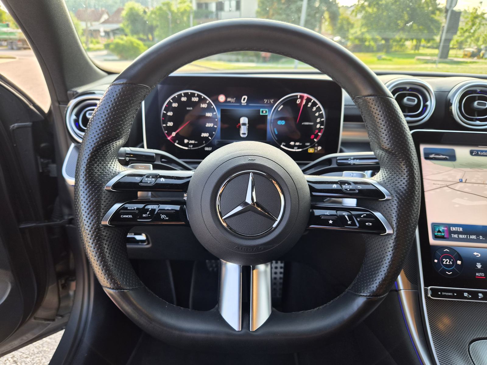 Mercedes-Benz C300E, PLUG-IN HYBRID, AMG, 9G, TOP STANJE, REG., fotografija 16