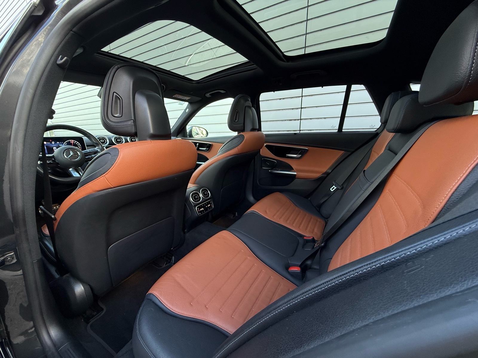 Mercedes-Benz C-klasa C 300e T AMG, 9G-Tr,MBUX,PANO, DIGLIGHT, LEASING, fotografija 19