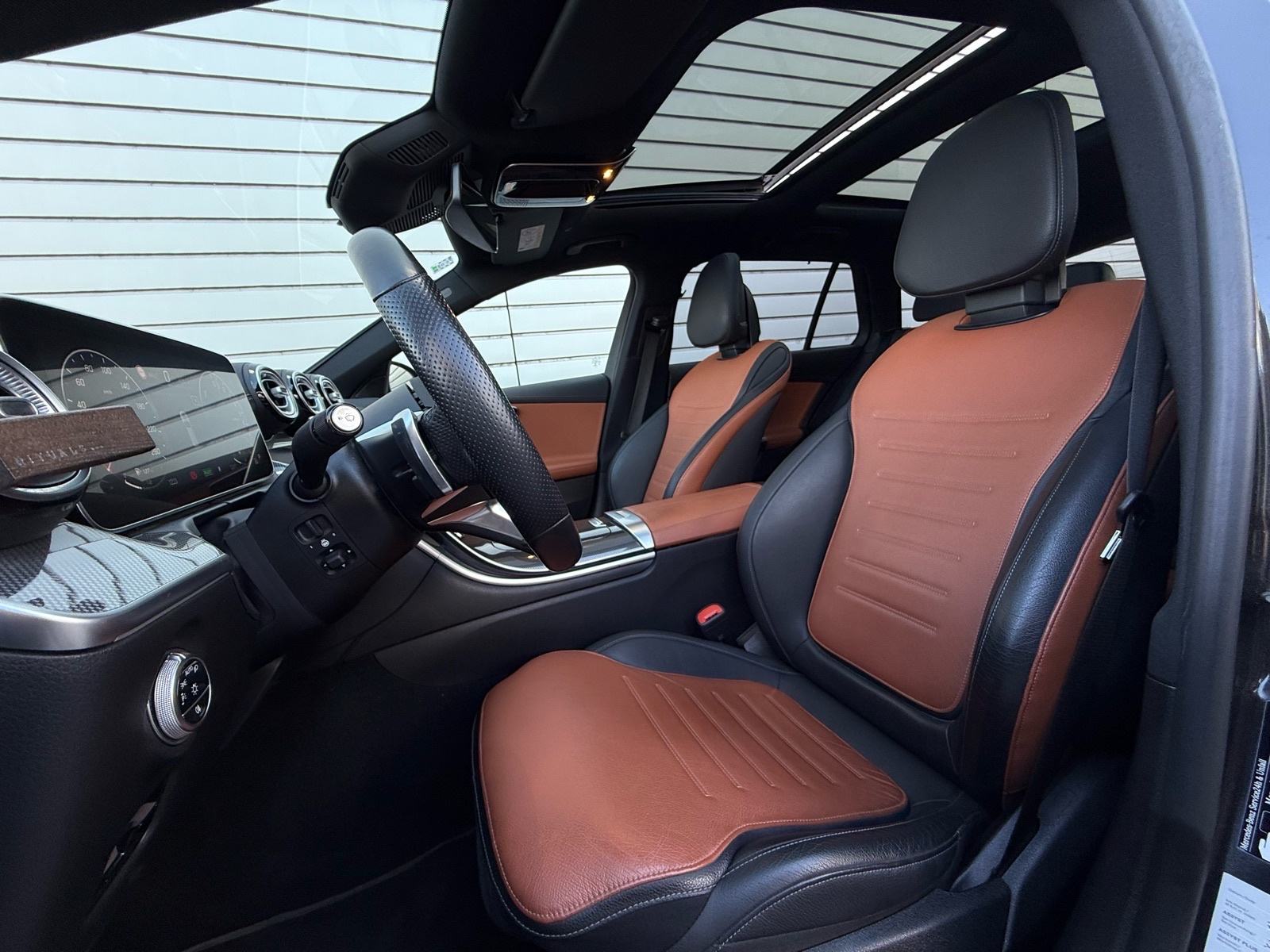 Mercedes-Benz C-klasa C 300e T AMG, 9G-Tr,MBUX,PANO, DIGLIGHT, LEASING, fotografija 11