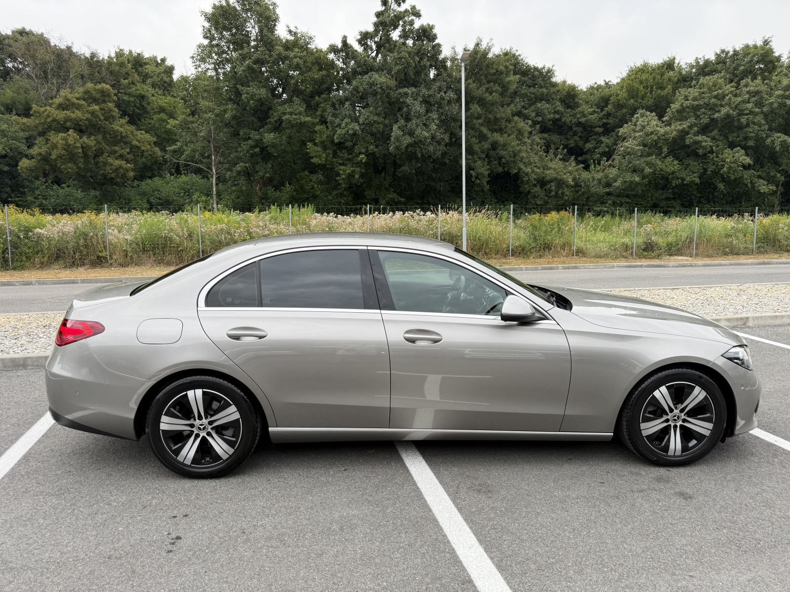Mercedes-Benz C-klasa C180 Benzin 190 KS AVANTGARDE NOVOO-JAMSTVO- LED, fotografija 15