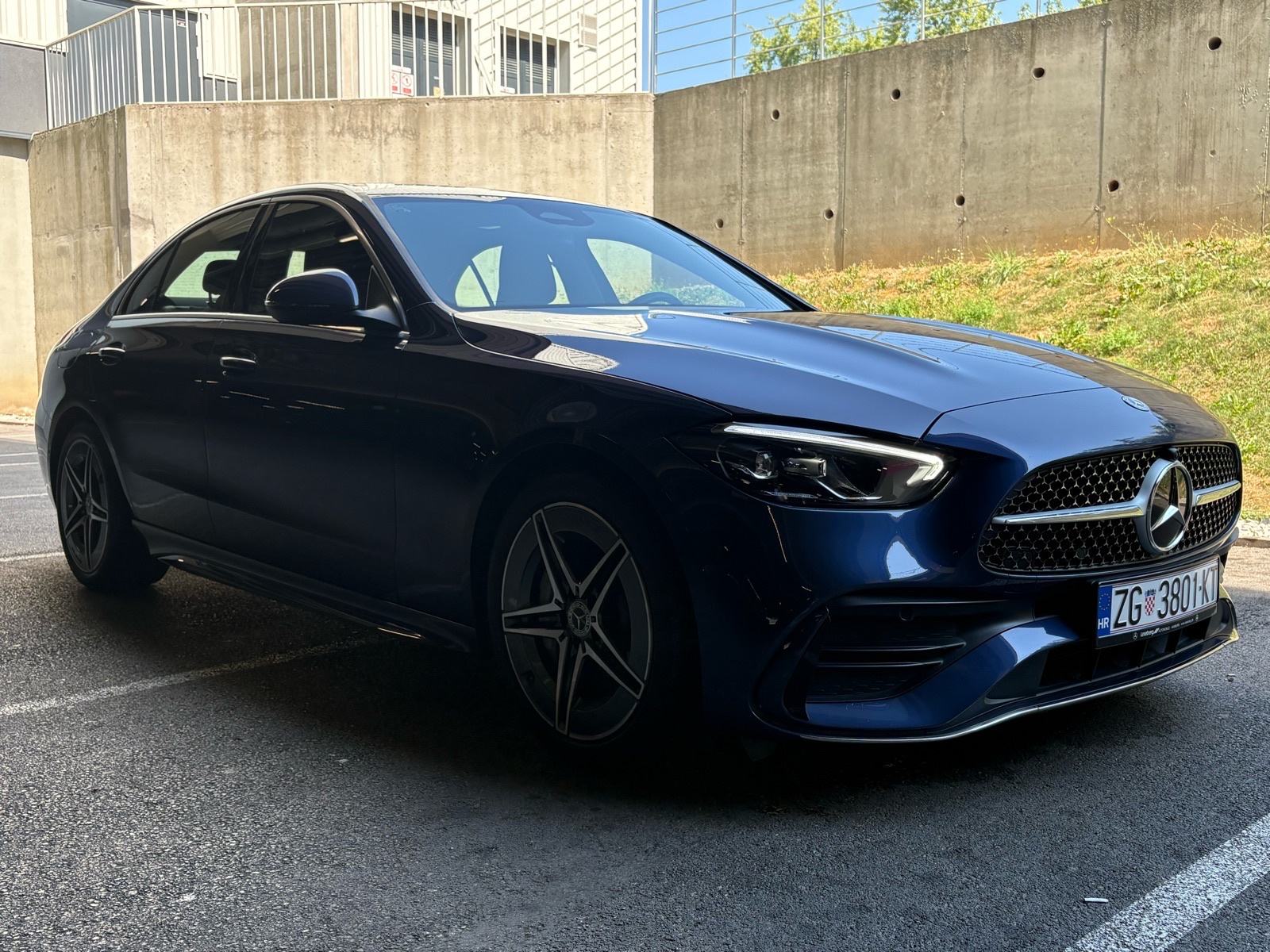 Mercedes-Benz C-klasa C220 AMG Line, automatik, kamera, fotografija 14