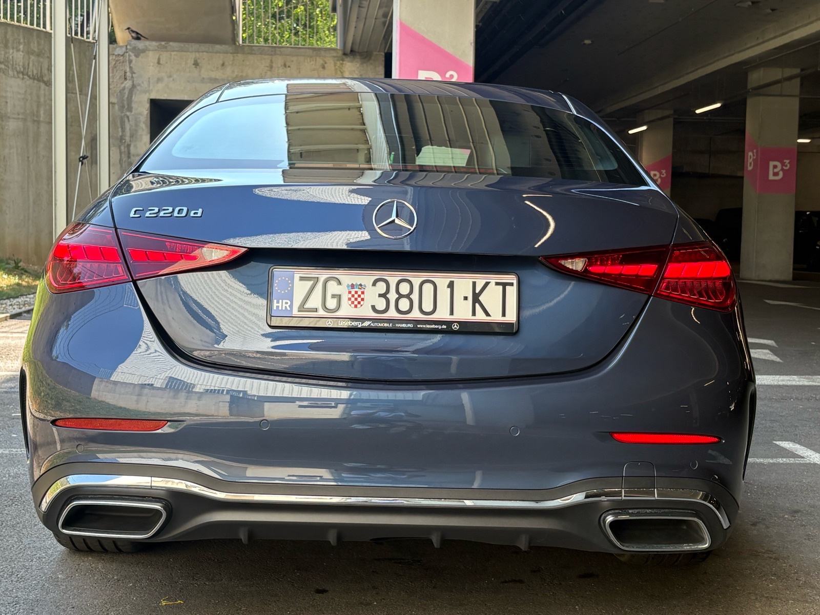 Mercedes-Benz C-klasa C220 AMG Line, automatik, kamera, fotografija 19