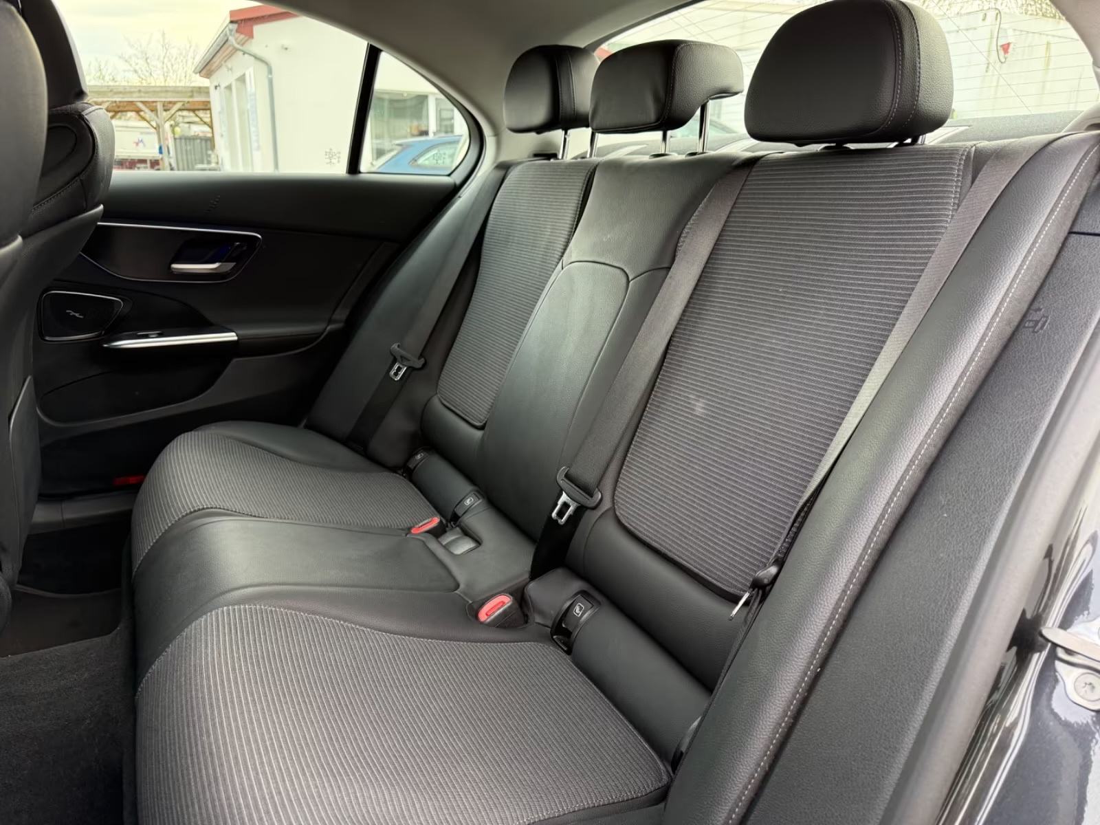 Mercedes-Benz C-klasa C220d automatik, fotografija 15