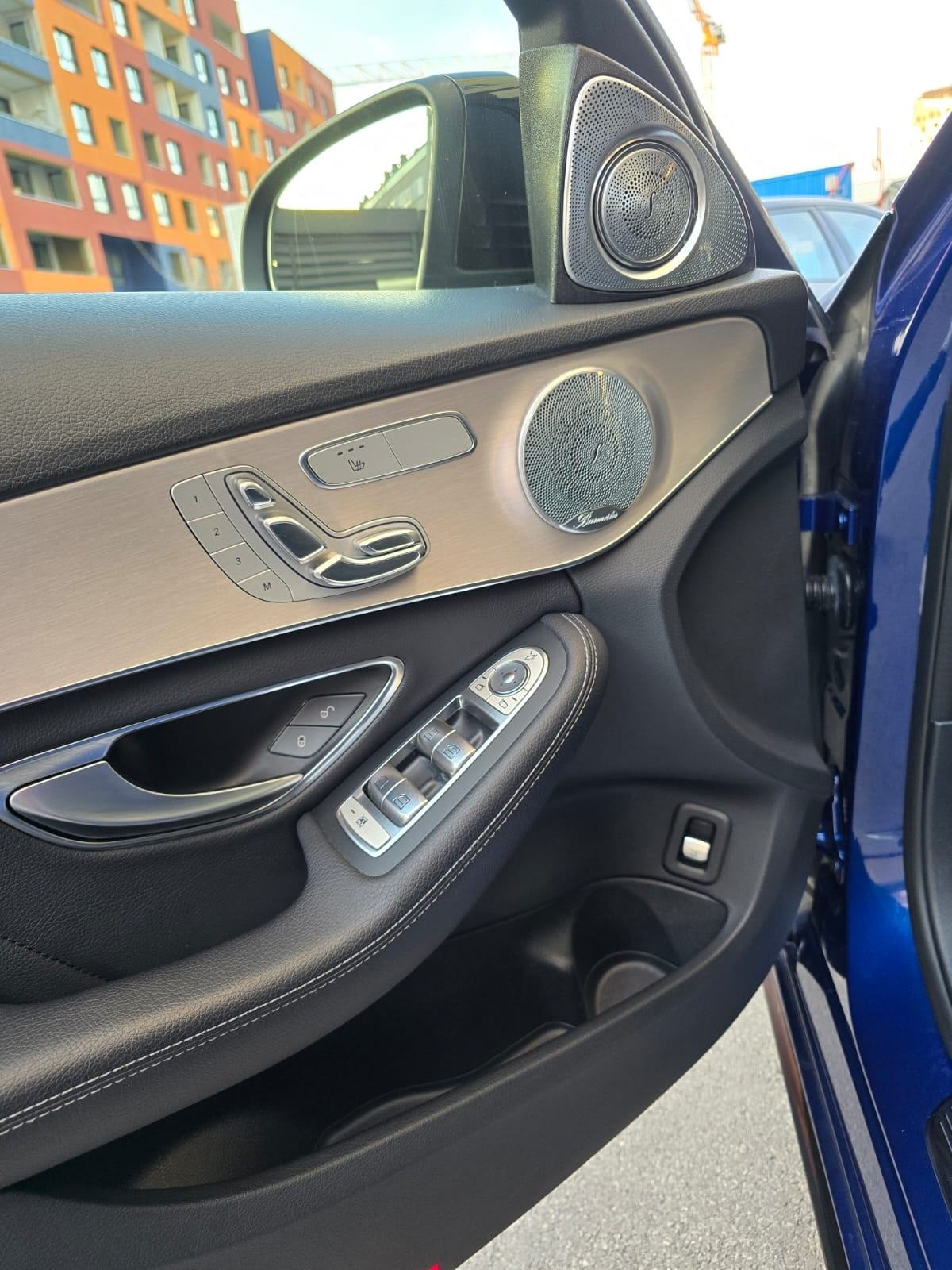 Mercedes-Benz C-klasa C400 4matic AMG automatik, fotografija 15