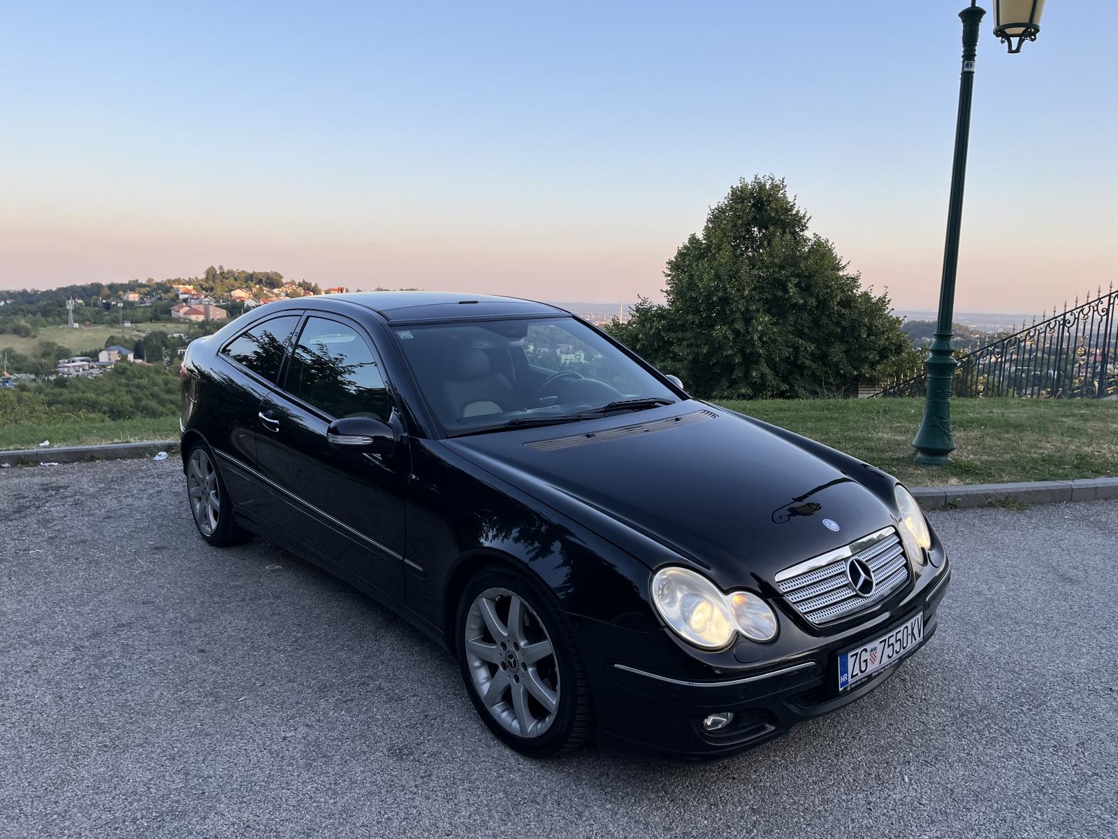 Mercedes-Benz C-klasa Coupe 180 Kompressor Automatik Evoulution Reg, fotografija 2