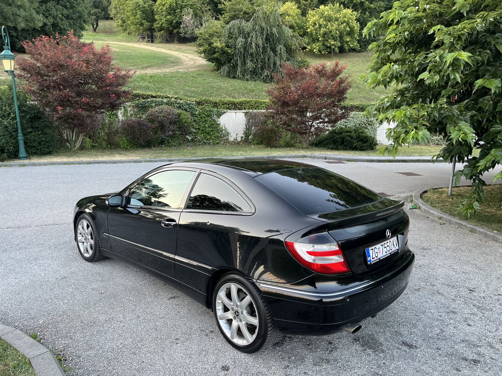 Mercedes-Benz C-klasa Coupe 180 Kompressor Automatik Evoulution Reg, fotografija 3