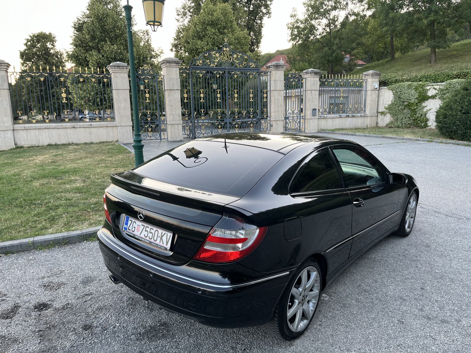 Mercedes-Benz C-klasa Coupe 180 Kompressor Automatik Evoulution Reg, fotografija 4