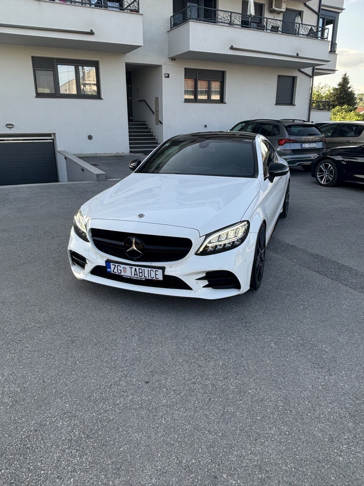 Mercedes-Benz C-klasa Coupe 180 AMG 9Gmjenjač, fotografija 6