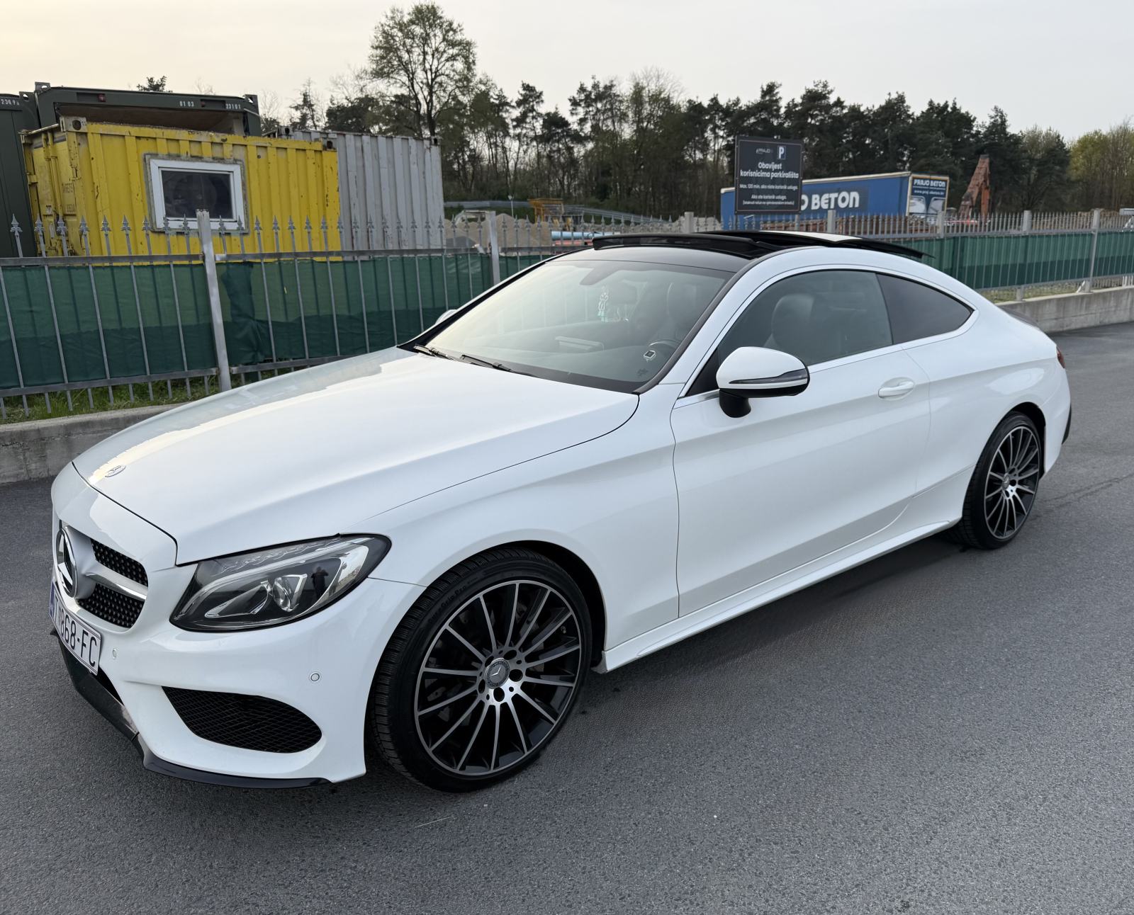 Mercedes-Benz C-klasa Coupe 250 d 9-g tronic // Panorama // C63 look, fotografija 6