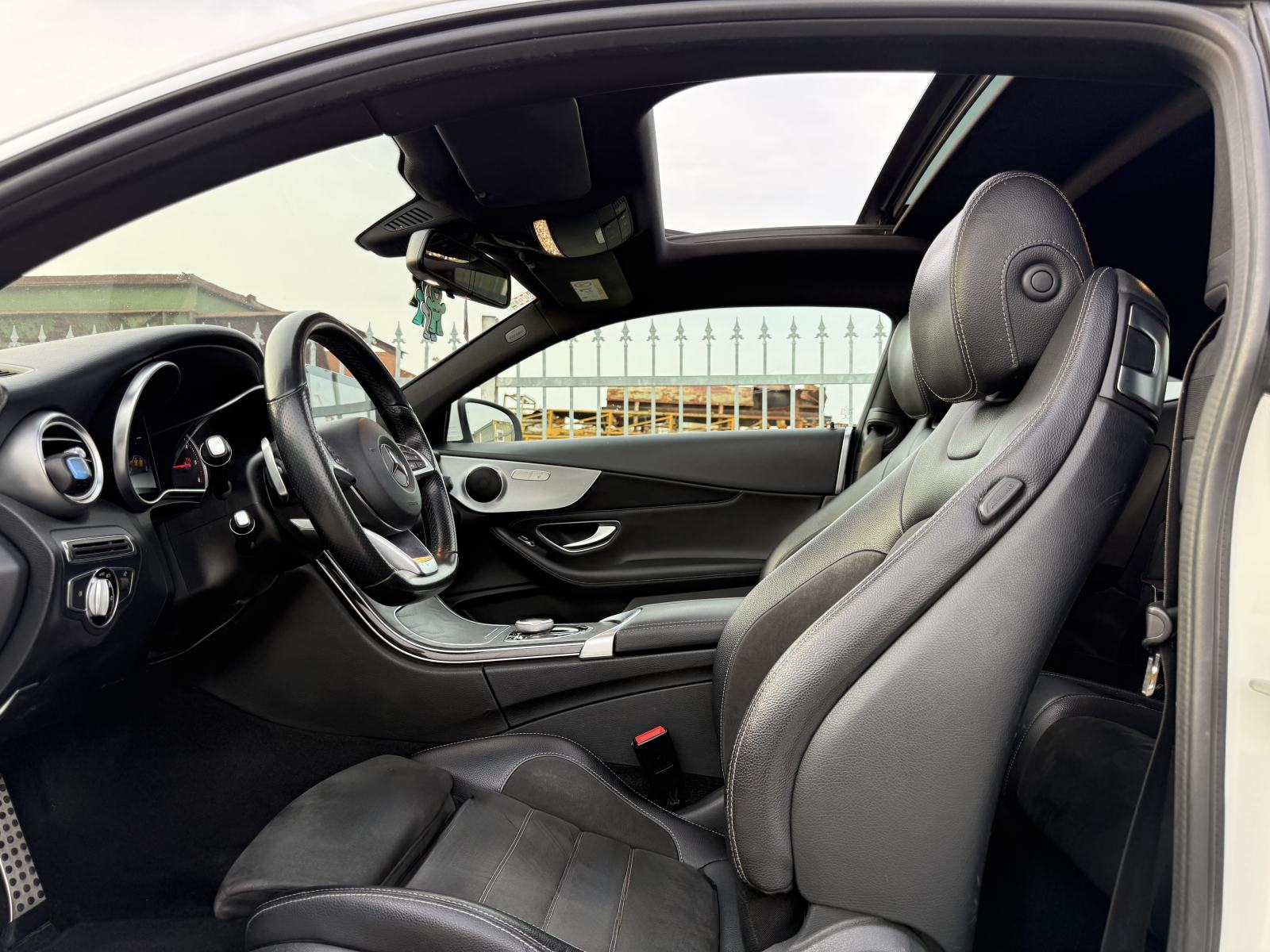 Mercedes-Benz C-klasa Coupe 250 d 9-g tronic // Panorama // C63 look, fotografija 16