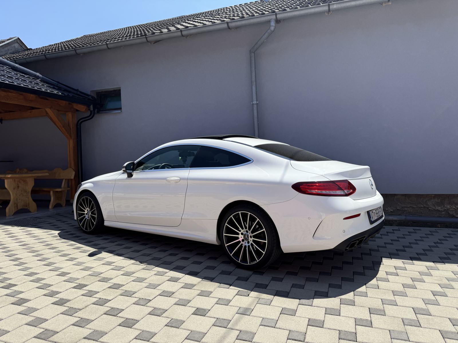 Mercedes-Benz C-klasa Coupe 250 d 9-g tronic // Panorama // C63 look, fotografija 17