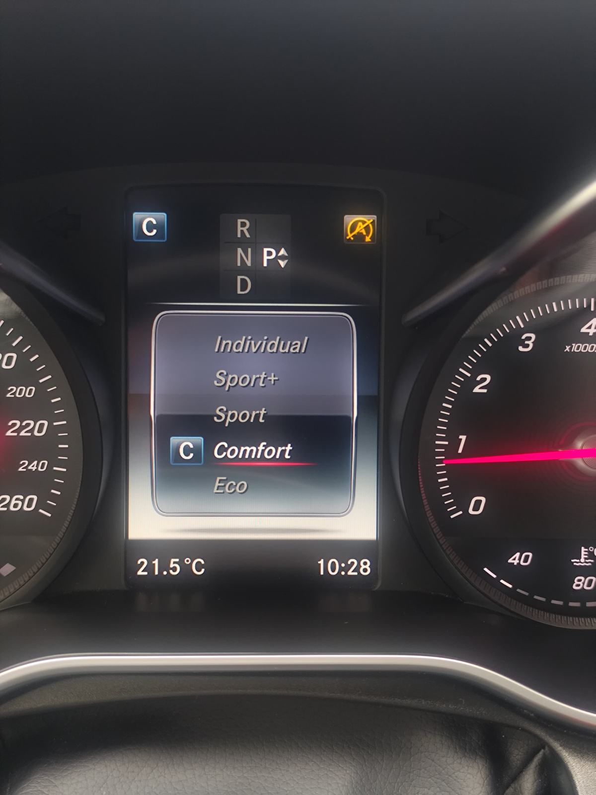 Mercedes-Benz C300 AMG Coupe, fotografija 14