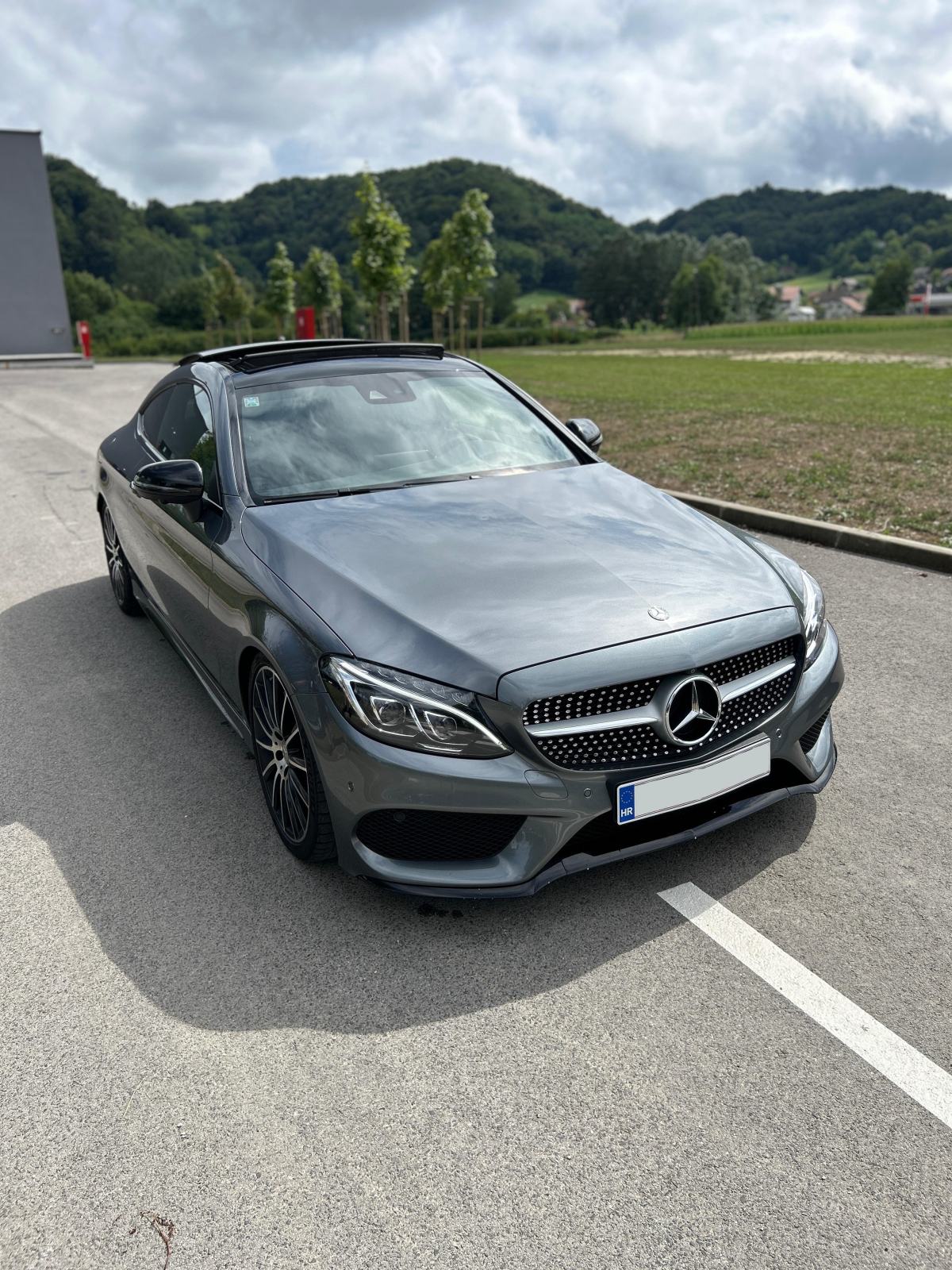 Mercedes-Benz C300 AMG Coupe, pogled izvana - slika 5