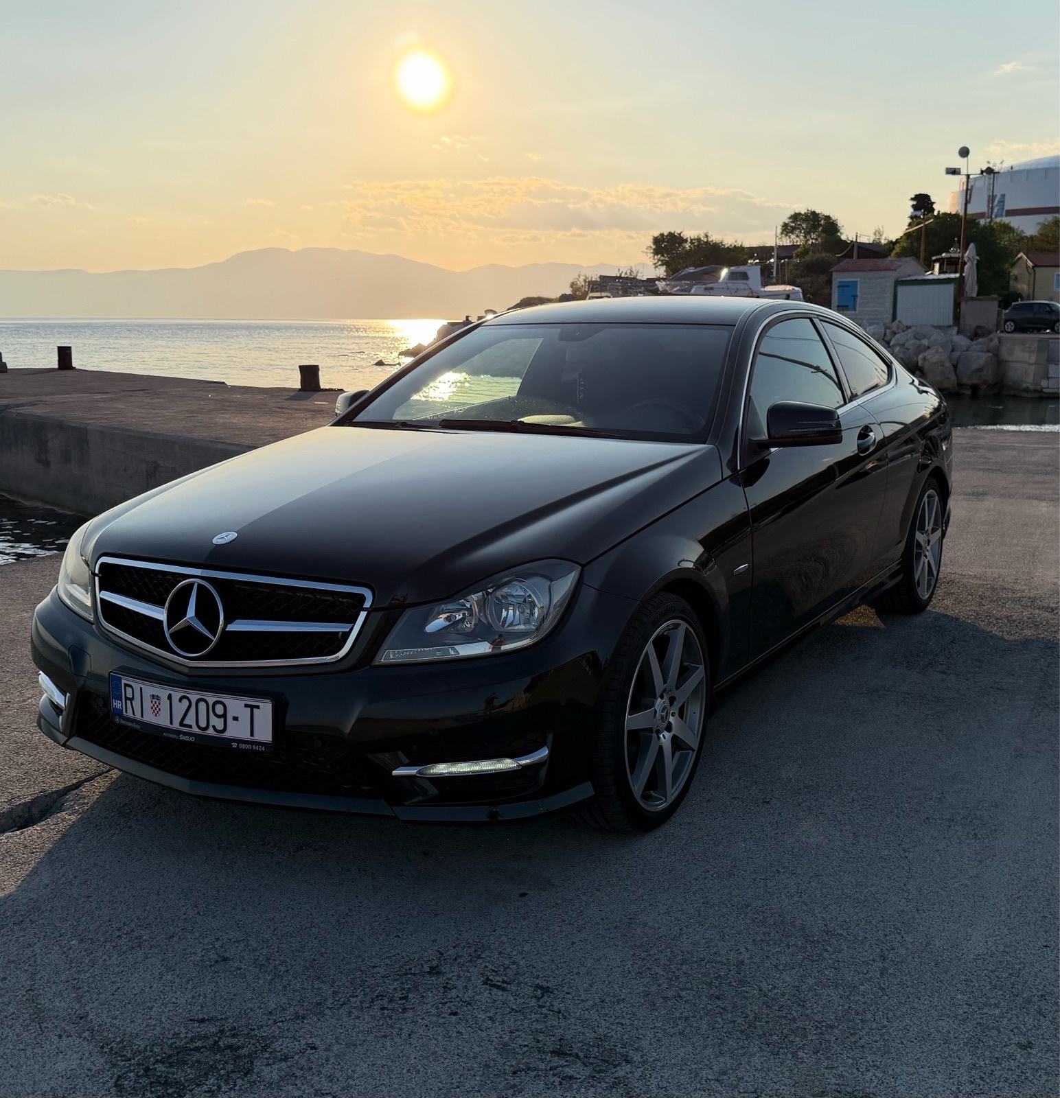 ❗️HITNO❗️Mercedes-Benz C-klasa Coupe AMG-line Edition 1 *151.000km !!*, pogled izvana - slika 1
