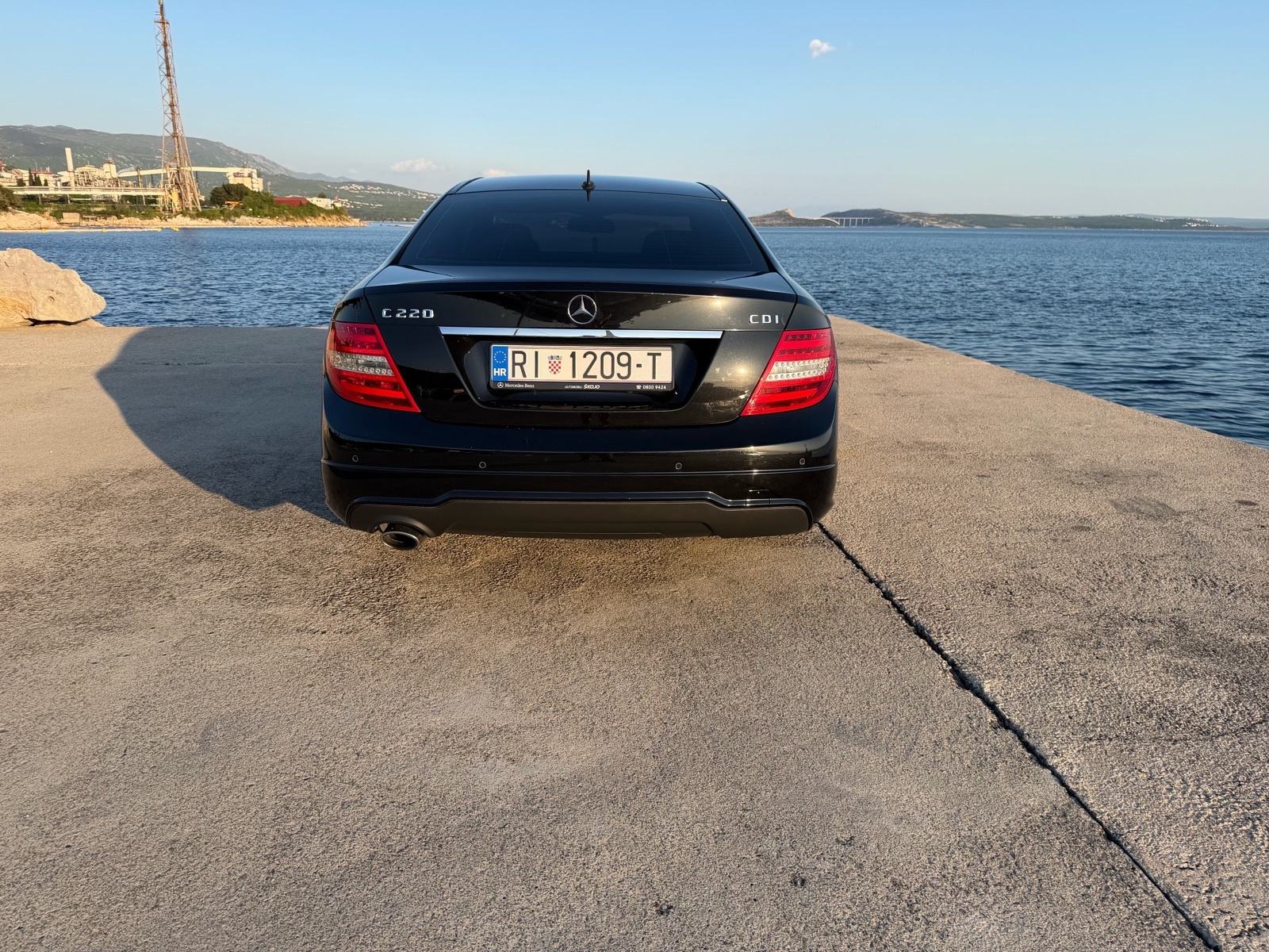 ❗️HITNO❗️Mercedes-Benz C-klasa Coupe AMG-line Edition 1 *151.000km !!*, pogled izvana - slika 4