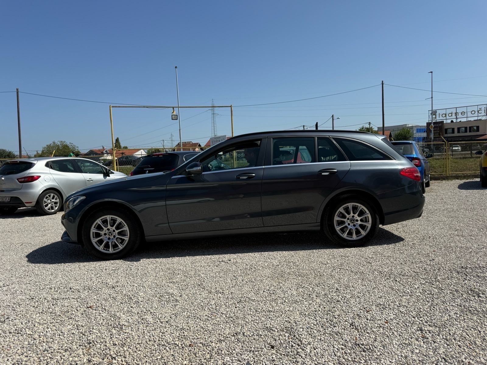 Mercedes-Benz C-klasa T-model 180 T*NAVIGACIJA*START STOP*ALU*SERVISNA, fotografija 4