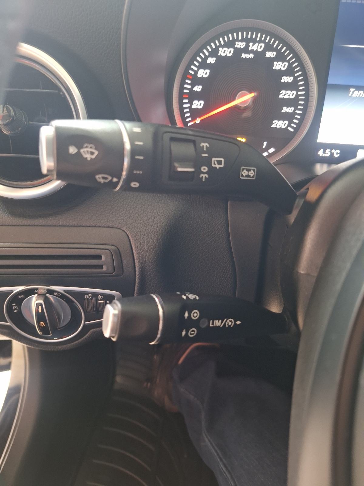 Mercedes-Benz C-klasa T-model 200 d T//2016//, fotografija 14