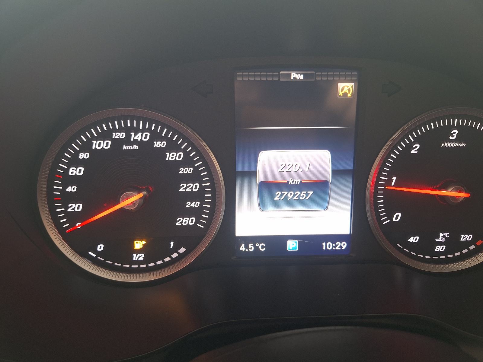 Mercedes-Benz C-klasa T-model 200 d T//2016//, fotografija 15