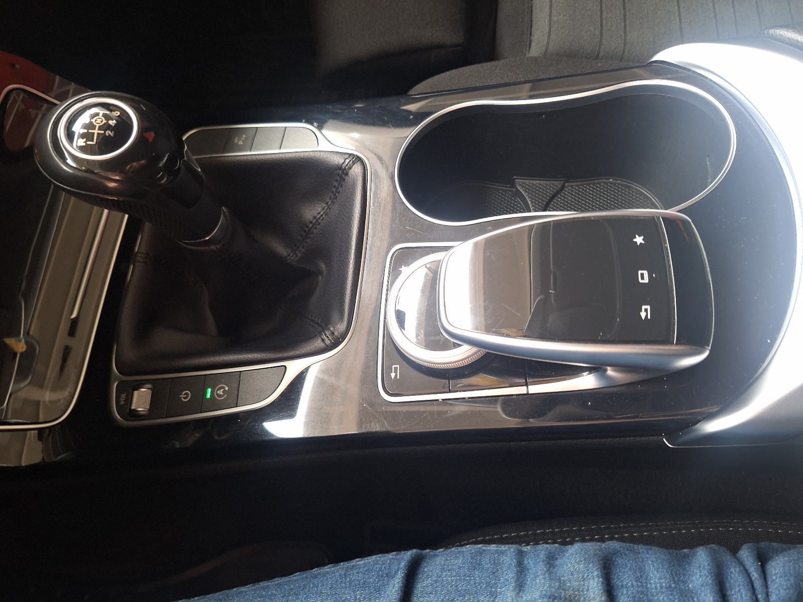 Mercedes-Benz C-klasa T-model 200 d T//2016//, fotografija 16