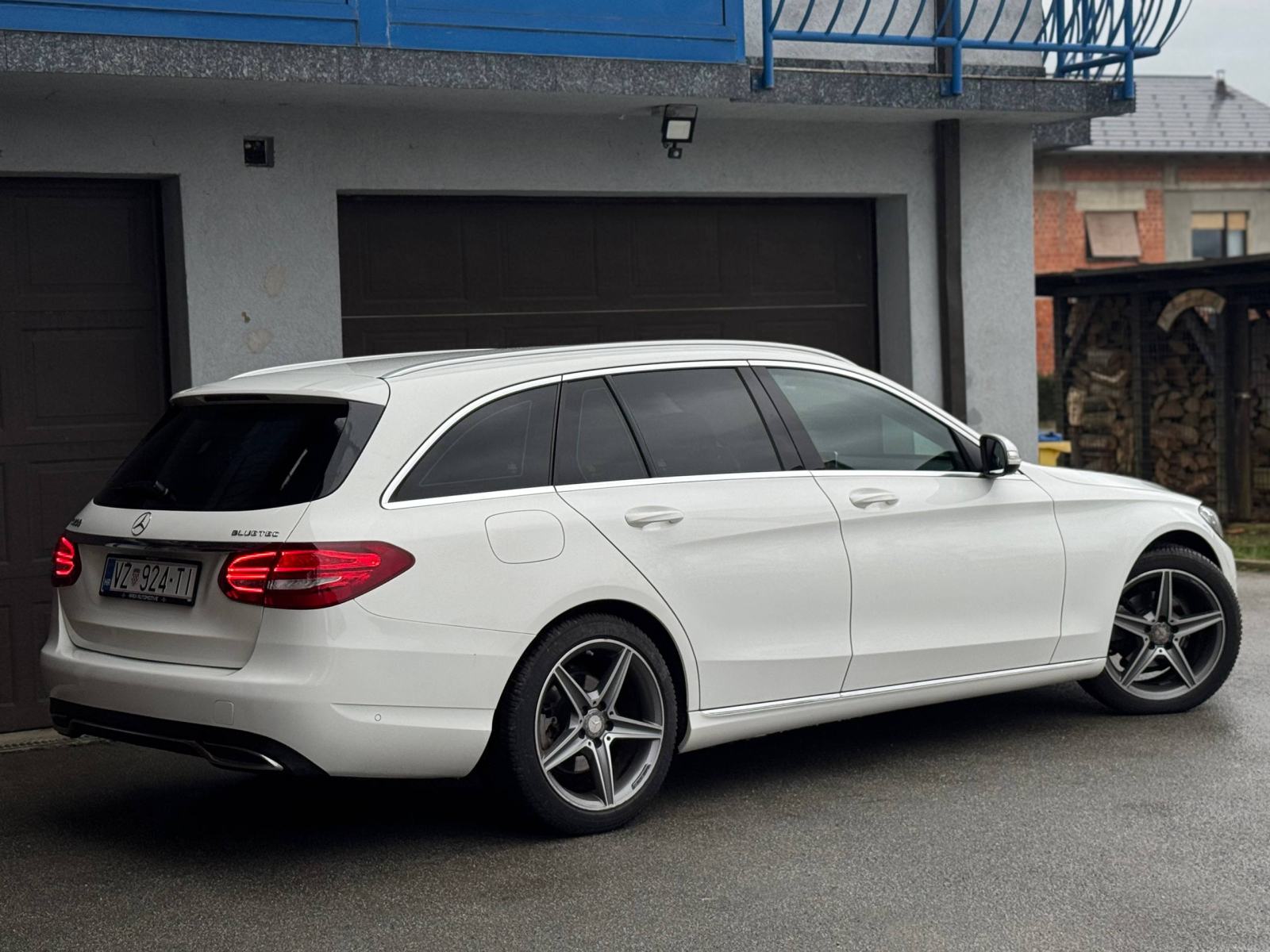 Mercedes-Benz C-klasa T-model 200d | REGAN | LED | AMG | KOŽA, fotografija 4