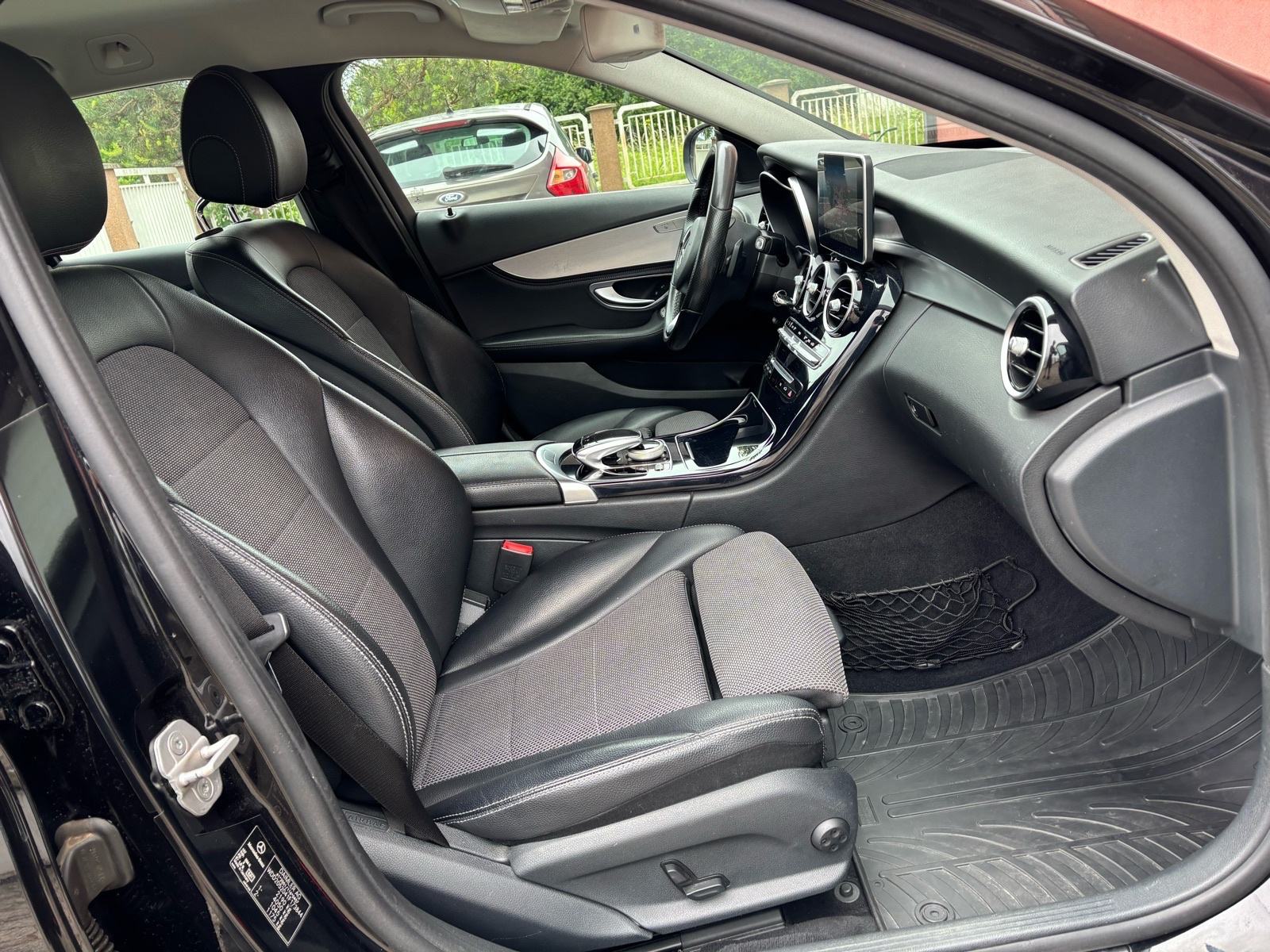 Mercedes C klasa 220d T-model,Automatik,Avantgarde/AKCIJSKA CIJENA/, fotografija 17
