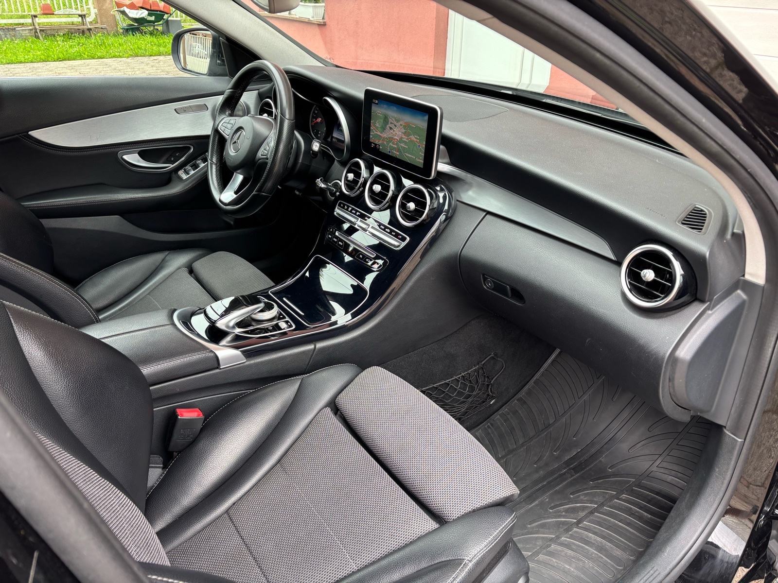 Mercedes C klasa 220d T-model,Automatik,Avantgarde/AKCIJSKA CIJENA/, fotografija 18