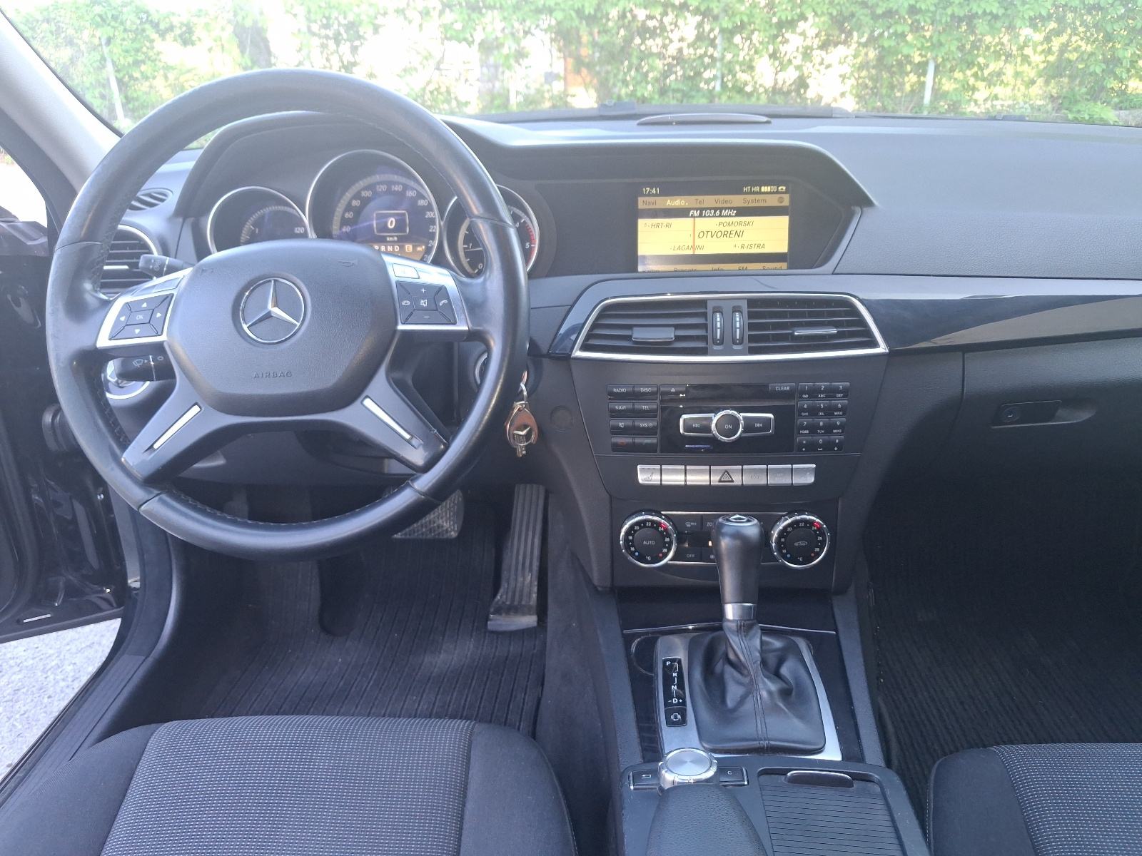 Mercedes-Benz C-klasa T-model 220 CDI T automatik, fotografija 12