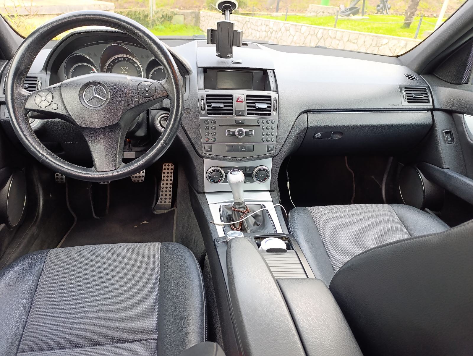 Mercedes-Benz C-klasa T-model 220 CDI AMG, fotografija 18