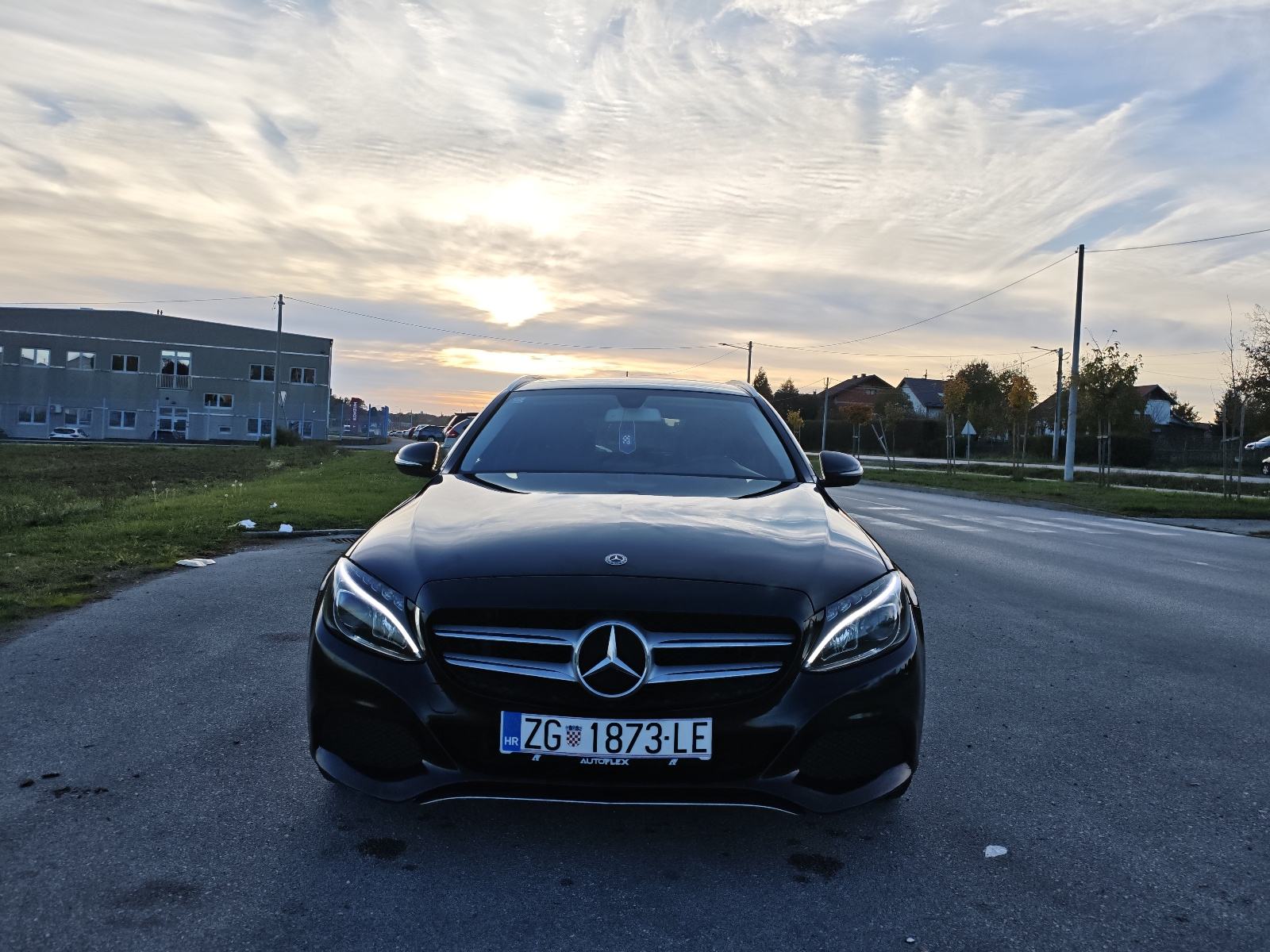 Mercedes-Benz C-klasa 220 D 9G automatik, fotografija 1