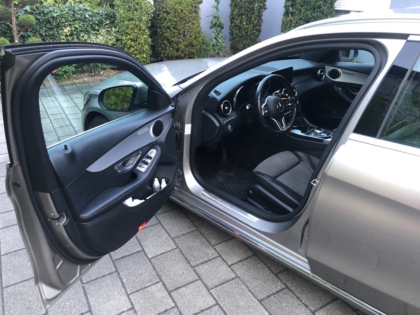 Mercedes-Benz C-klasa T-model 220 D 9G, fotografija 5