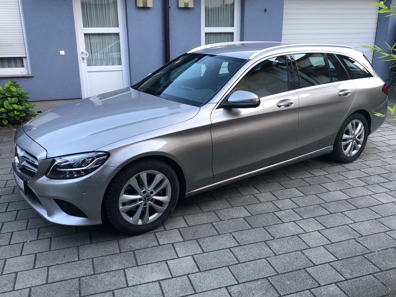 Mercedes-Benz C-klasa T-model 220 D 9G, fotografija 2