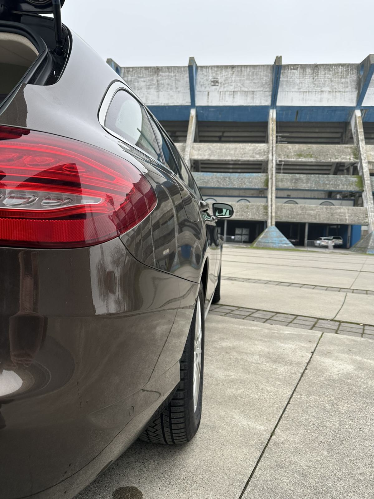 Mercedes C220d *REGISTRIRAN GODINU DANA* FULL LED, Parktronic, fotografija 3