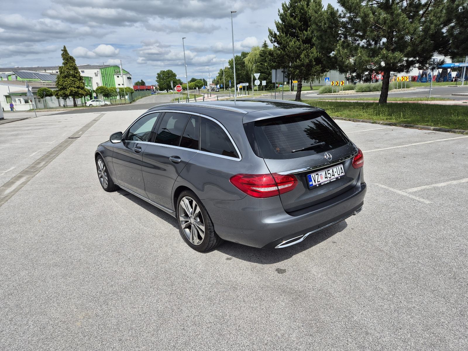 Mercedes-Benz C-klasa T-model 220d 7G-Tronic Avantgarde, fotografija 6