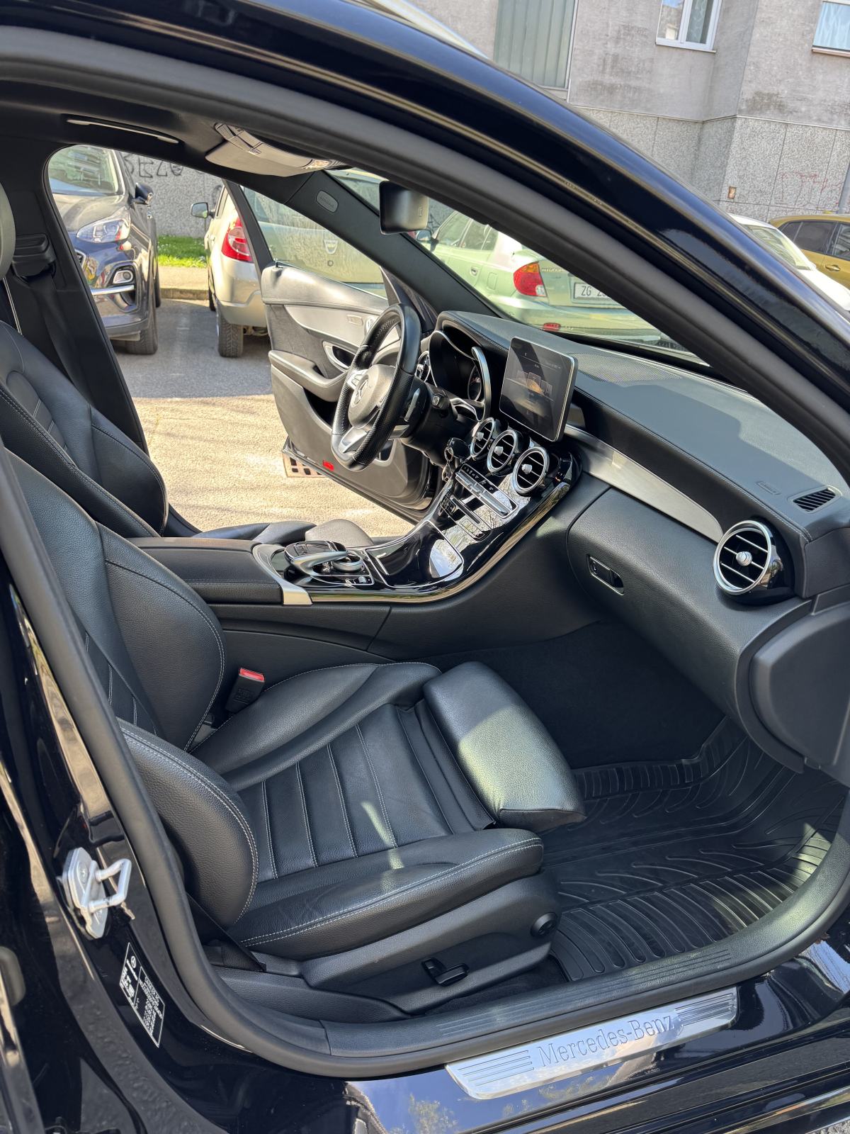 Mercedes-Benz C-klasa T-model 250 4MATIC AMG, fotografija 15