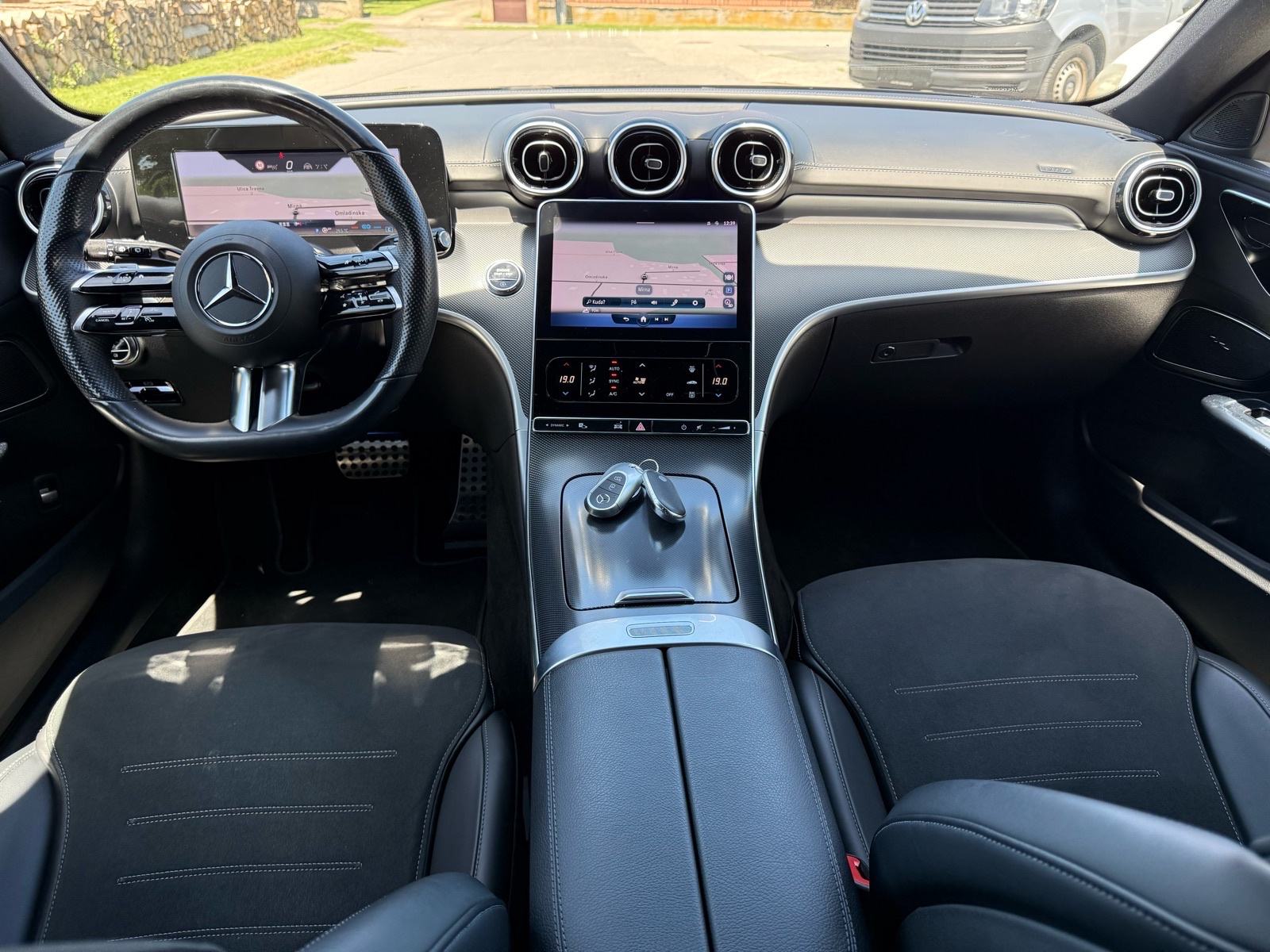 Mercedes-Benz C 220 d - AMG – 2022– 120.000 km - PDV, fotografija 3